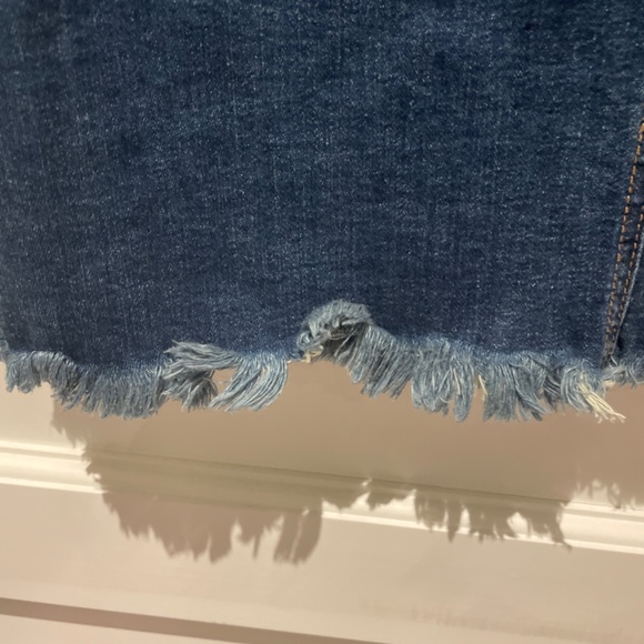 Tricot fringed hem button front denim midi skirt - Picture 4 of 8